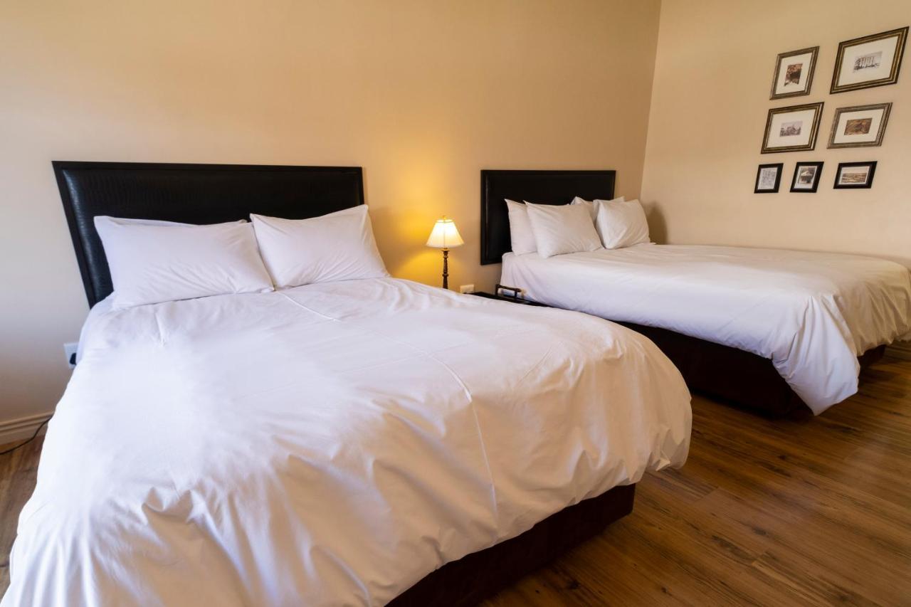 Protea Hotel By Marriott Кимберли Экстерьер фото