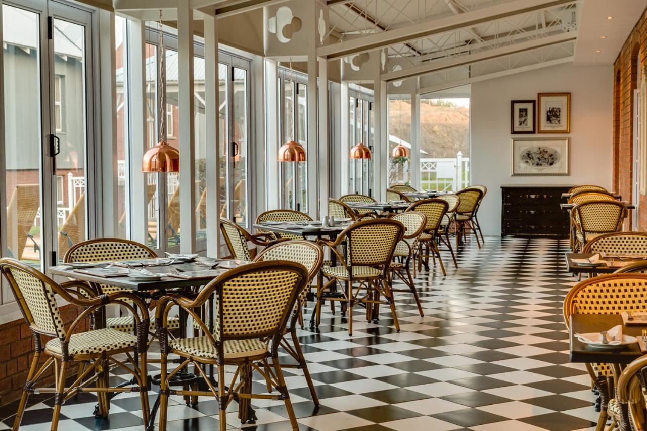 Protea Hotel By Marriott Кимберли Экстерьер фото