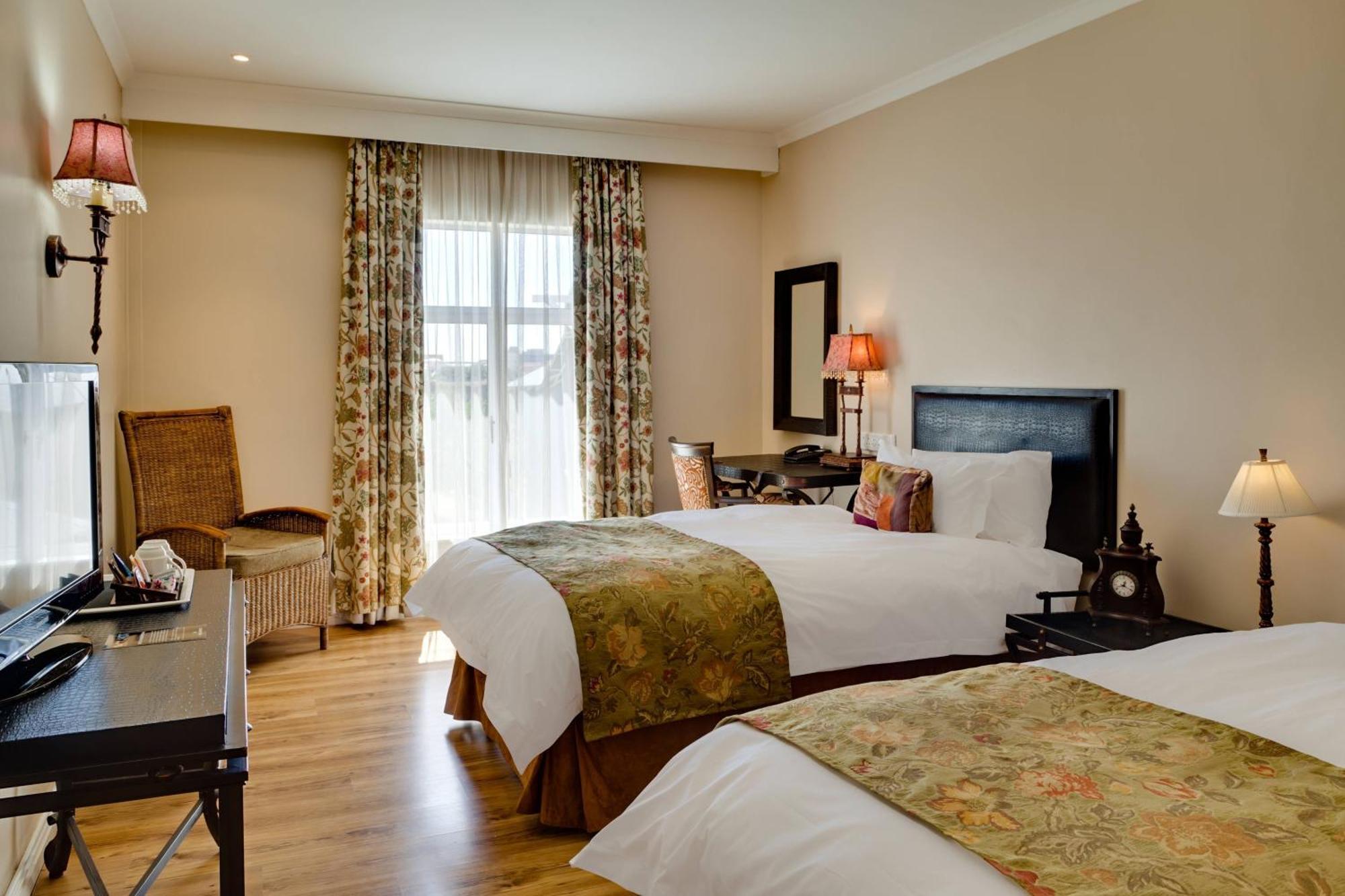 Protea Hotel By Marriott Кимберли Экстерьер фото