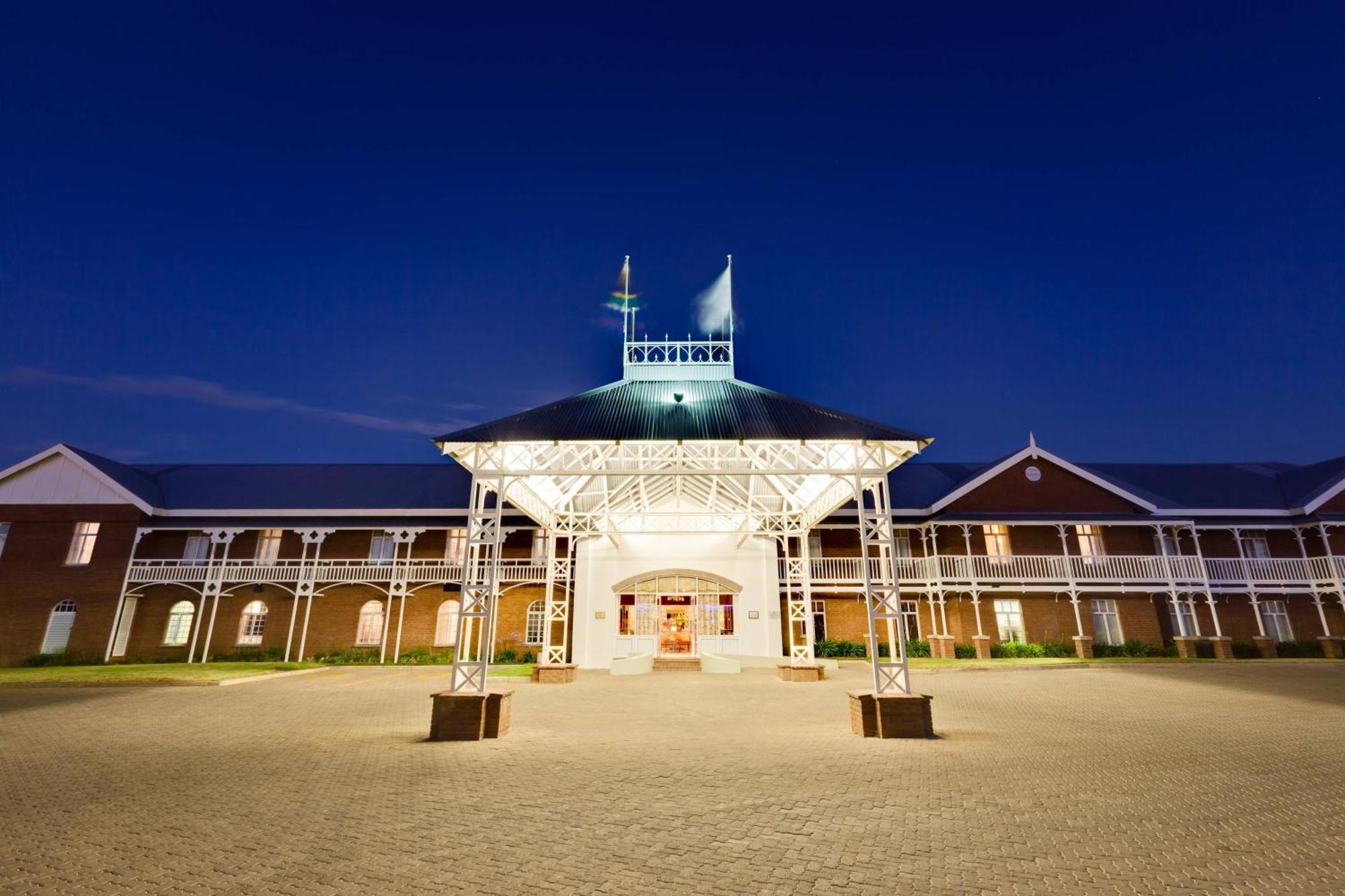 Protea Hotel By Marriott Кимберли Экстерьер фото